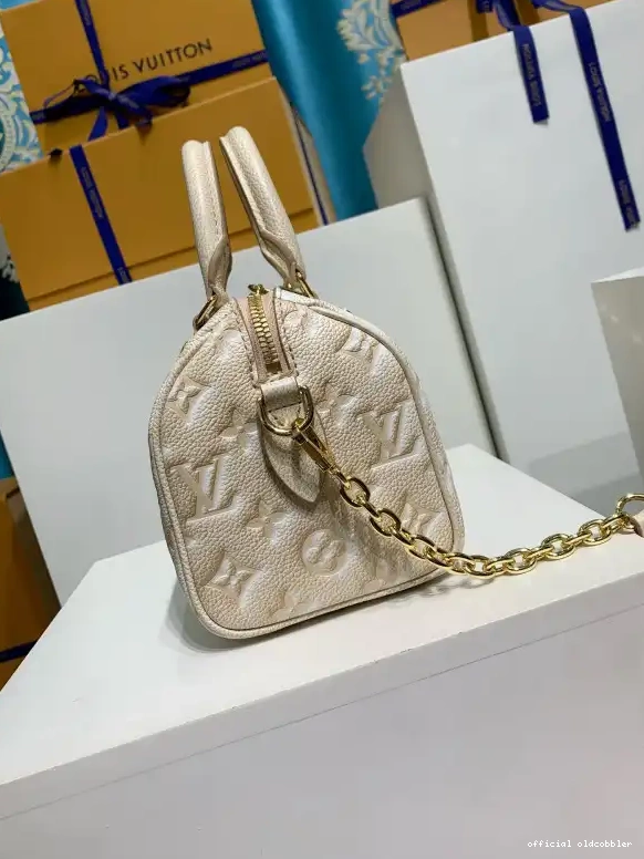 Official oldcobbler SPEEDY BANDOULIÈRE VUITTON 20 LOUIS 0527